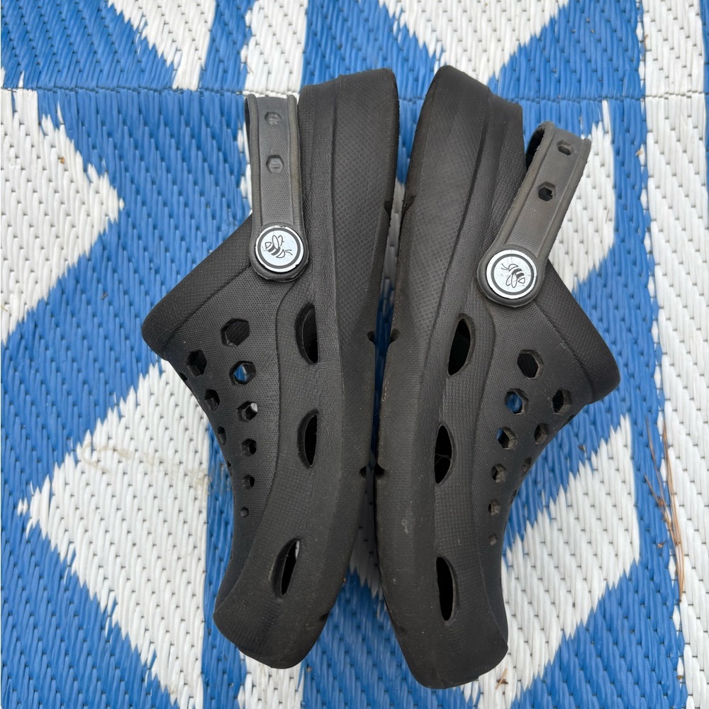 Joybees Kids Black Slip-On Clogs, Size 12/13